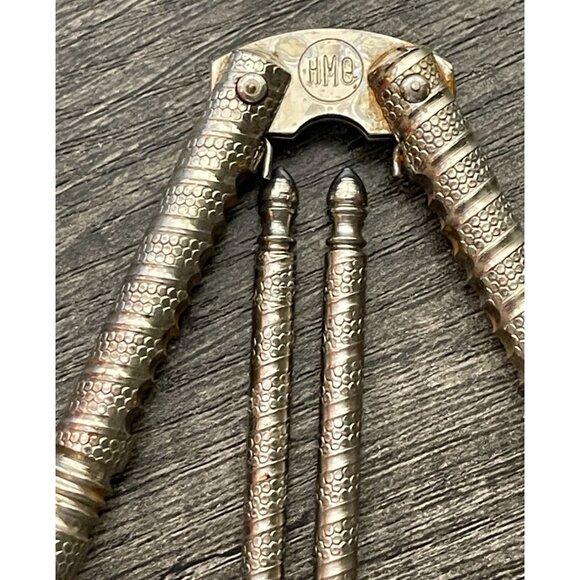 Vintage HMQ Nutcracker Set / Nut Cracker / Shellfish Cracker 2 picks 1940's - Picture 7 of 7